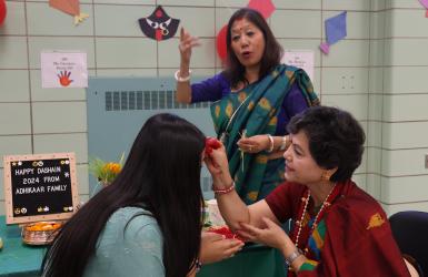 ‘अधिकार’द्धारा दशैंको अवसरमा टीका जमरा