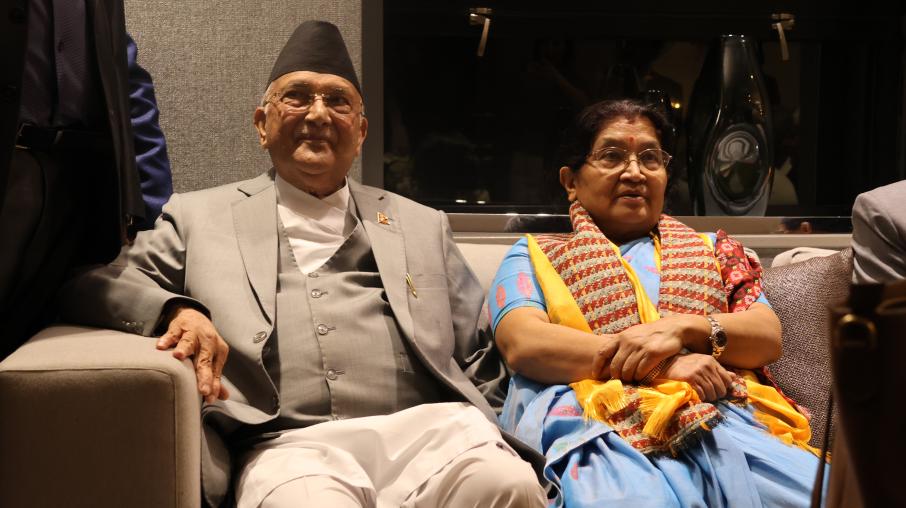 प्रधानमन्त्री ओली स्वदेश फर्किए