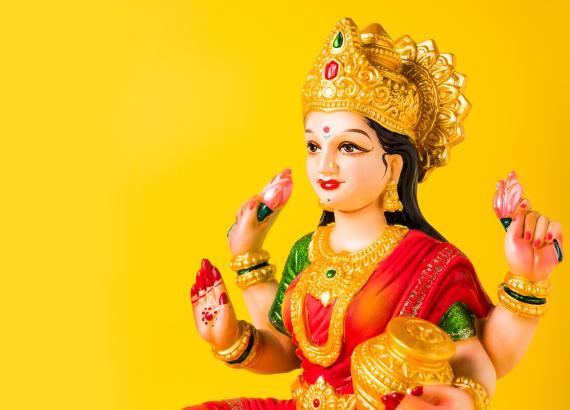 न्यू योर्कमा भाइटिकाको शुभ साइत ११:३४ बजे